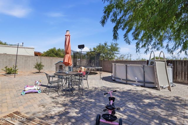 627 W Acadia Drive, Tucson, AZ 85756