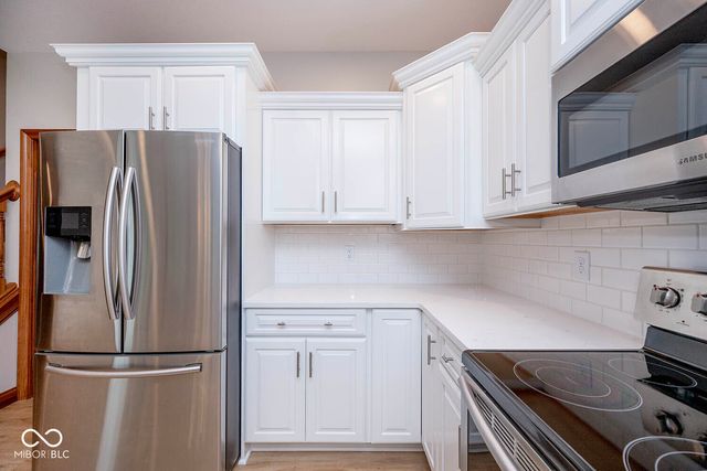 3882 S Cedar Creek Lane, New Palestine, IN 46163