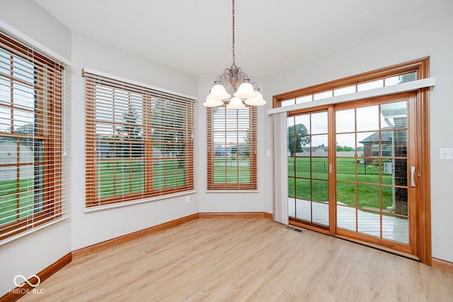 3882 S Cedar Creek Lane, New Palestine, IN 46163