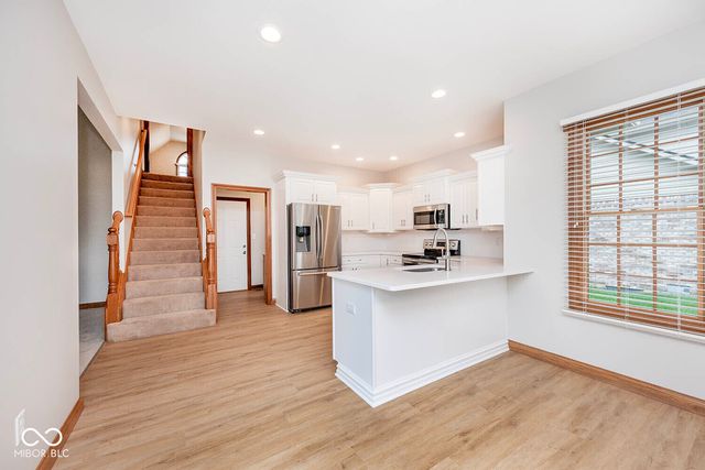 3882 S Cedar Creek Lane, New Palestine, IN 46163