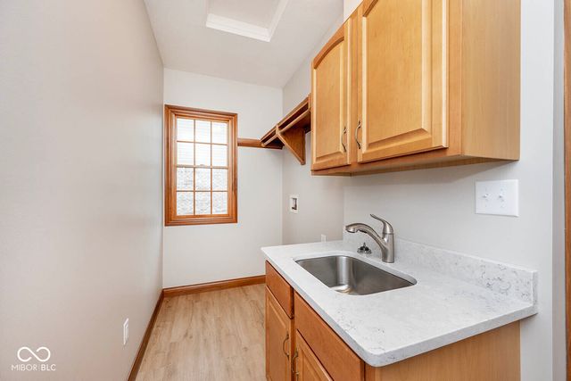 3882 S Cedar Creek Lane, New Palestine, IN 46163