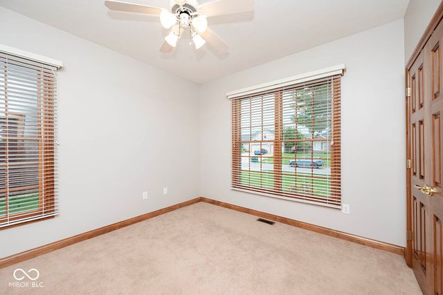 3882 S Cedar Creek Lane, New Palestine, IN 46163