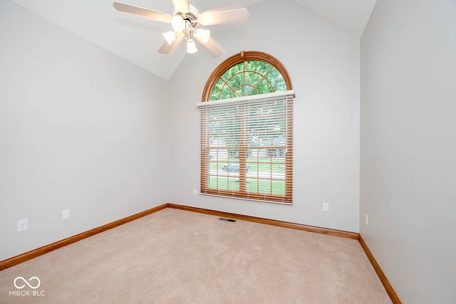 3882 S Cedar Creek Lane, New Palestine, IN 46163