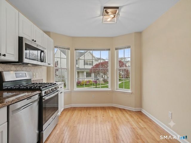 180 Turn Of River Road 13A, Stamford, CT 06905