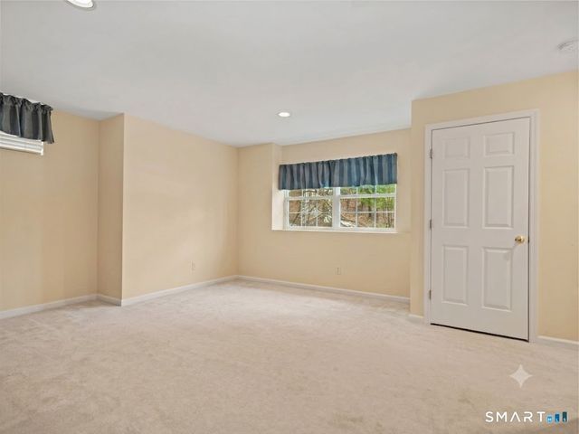 180 Turn Of River Road 13A, Stamford, CT 06905