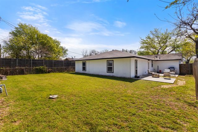 701 Milky Way, Garland, TX 75040