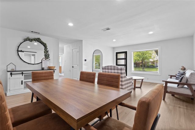 701 Milky Way, Garland, TX 75040