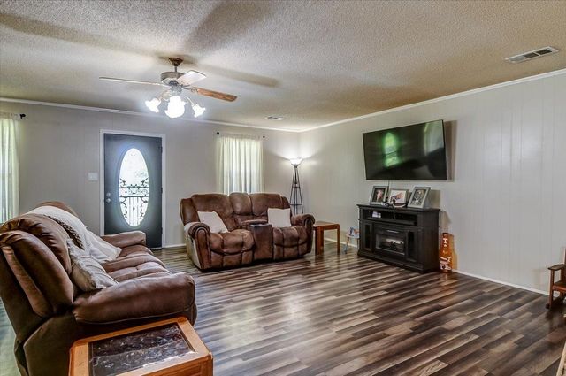 370 HENSLEY RD, Covington, TN 38019