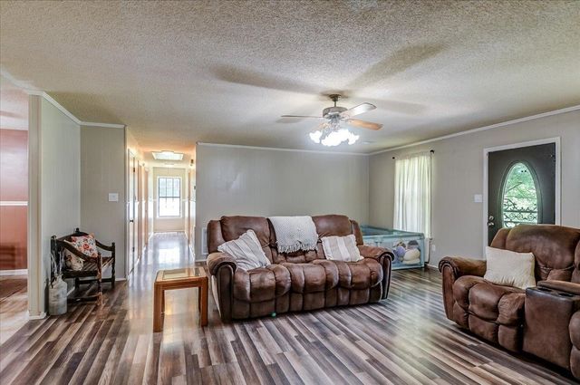 370 HENSLEY RD, Covington, TN 38019
