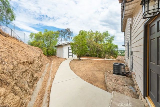 17033 Andromeda, Riverside, CA 92504