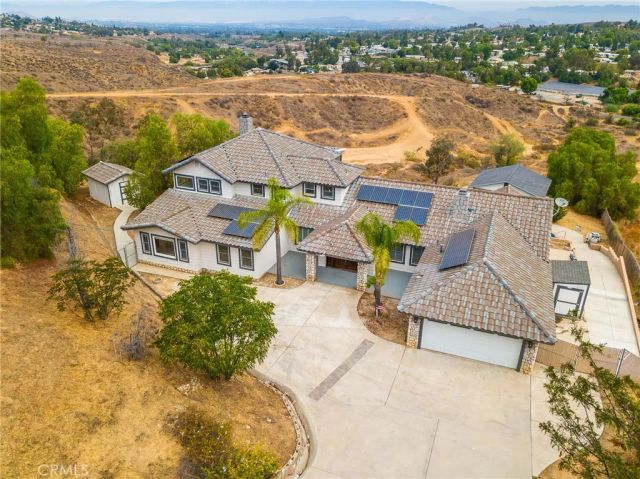 17033 Andromeda, Riverside, CA 92504