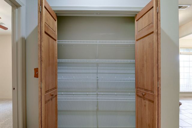 613 Crossing Drive, Branson West, MO 65737