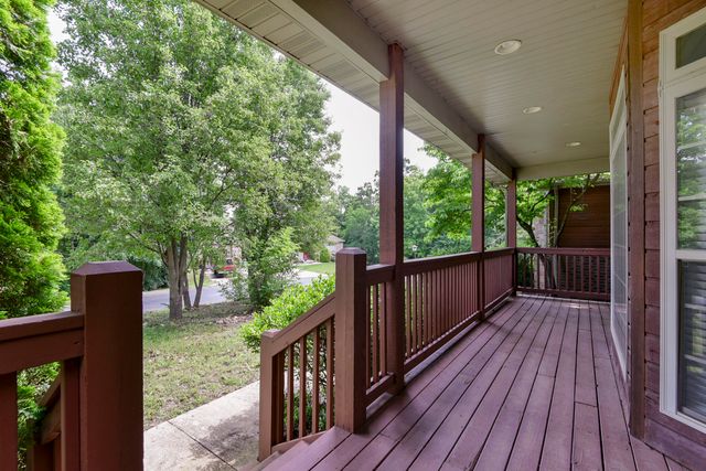 613 Crossing Drive, Branson West, MO 65737