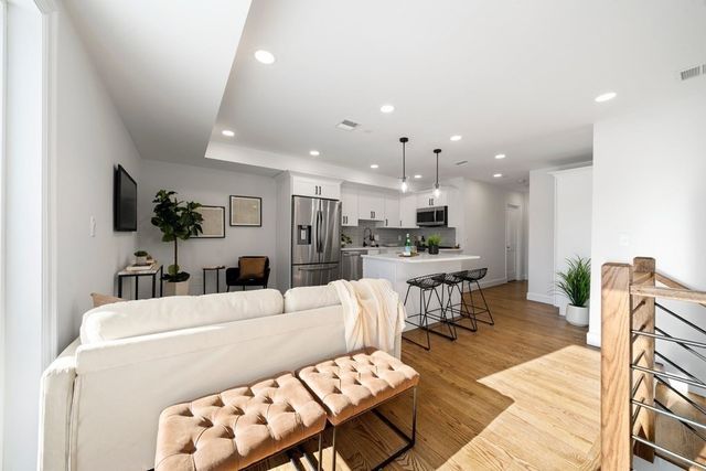 19 Armory Street 4, Wakefield, MA 01880