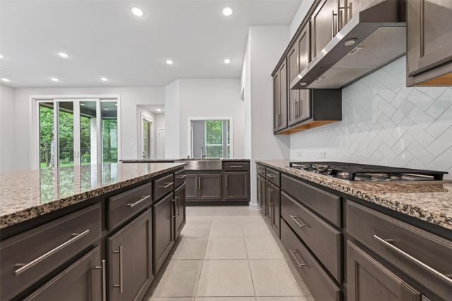 212 Milas Cove, Montgomery, TX 77316