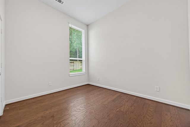 212 Milas Cove, Montgomery, TX 77316