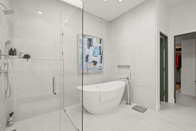 407 Desert Holly Drive, Palm Desert, CA 92211