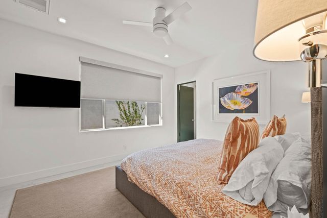 407 Desert Holly Drive, Palm Desert, CA 92211