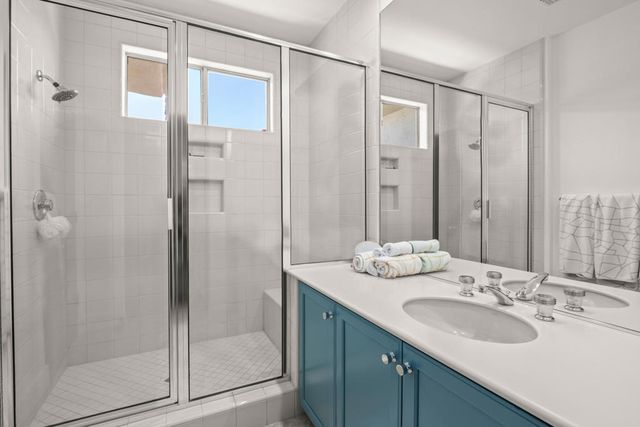 407 Desert Holly Drive, Palm Desert, CA 92211