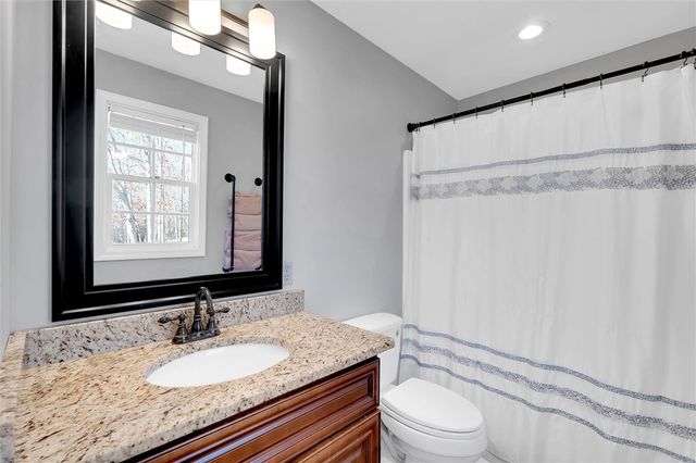 450 Lindsey Lake Road, Travelers Rest, SC 29690