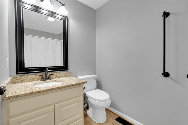 450 Lindsey Lake Road, Travelers Rest, SC 29690