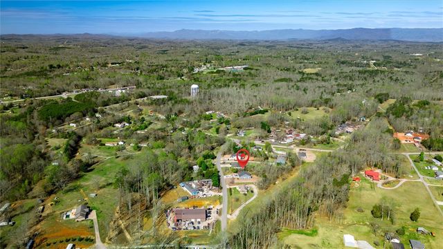 450 Lindsey Lake Road, Travelers Rest, SC 29690