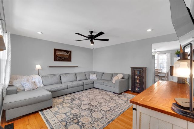 450 Lindsey Lake Road, Travelers Rest, SC 29690