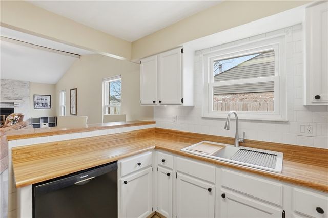 8969 Gardengate Drive, Huber Heights, OH 45424