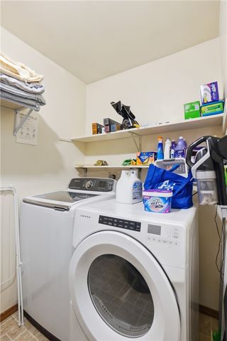 8969 Gardengate Drive, Huber Heights, OH 45424