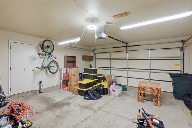 8969 Gardengate Drive, Huber Heights, OH 45424