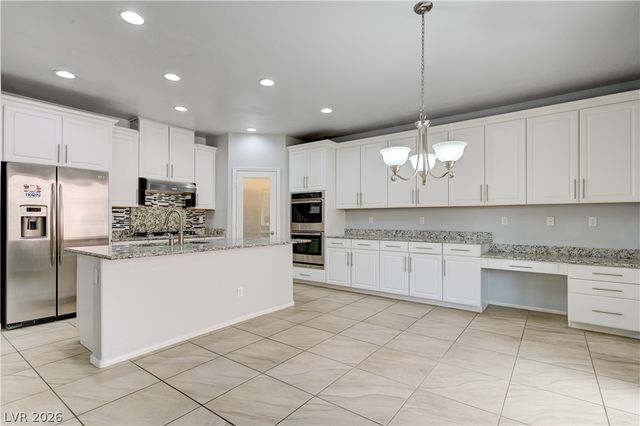 7176 Summer Grove Avenue, Las Vegas, NV 89117