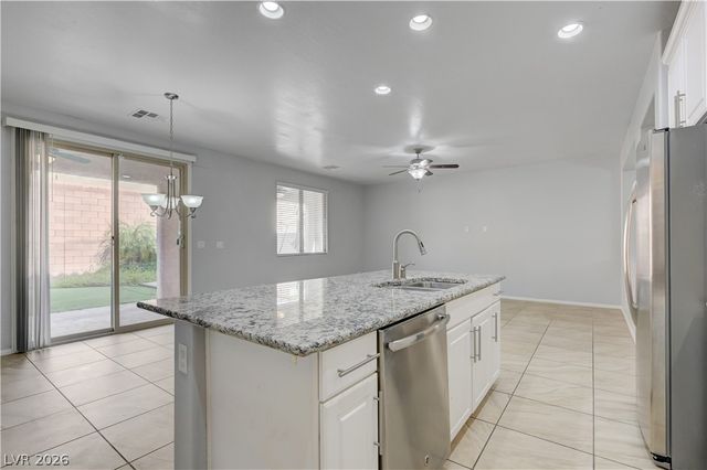 7176 Summer Grove Avenue, Las Vegas, NV 89117