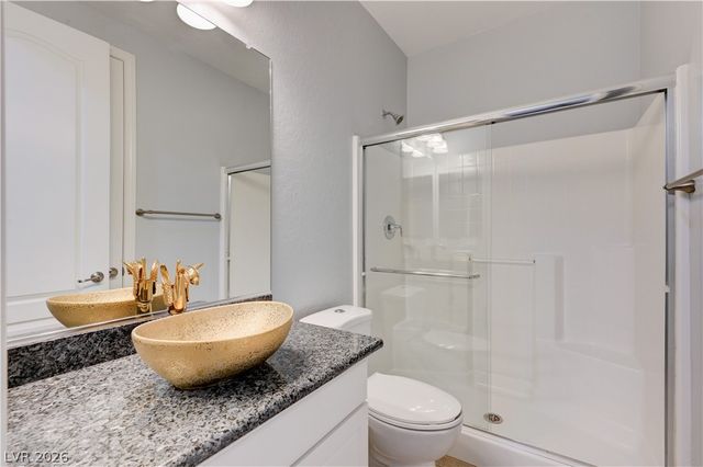 7176 Summer Grove Avenue, Las Vegas, NV 89117