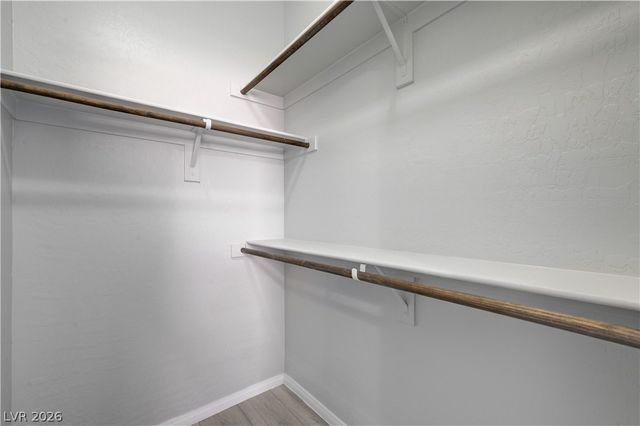 7176 Summer Grove Avenue, Las Vegas, NV 89117