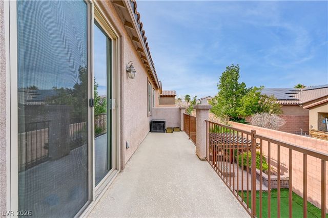 7176 Summer Grove Avenue, Las Vegas, NV 89117
