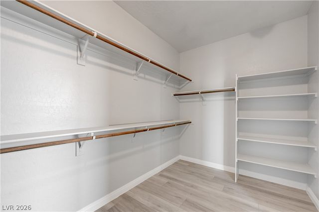 7176 Summer Grove Avenue, Las Vegas, NV 89117