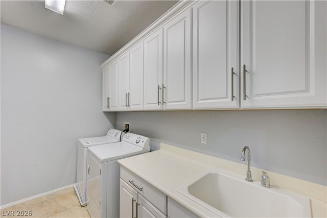 7176 Summer Grove Avenue, Las Vegas, NV 89117