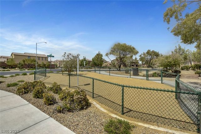 7176 Summer Grove Avenue, Las Vegas, NV 89117