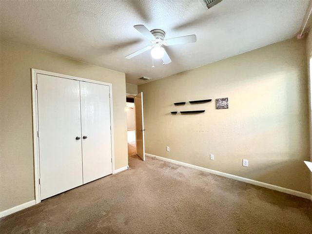 16750 Bending Creek Lane, Friendswood, TX 77546