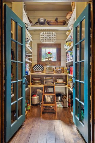 525 E Hickory Hill Road, Argyle, TX 76226