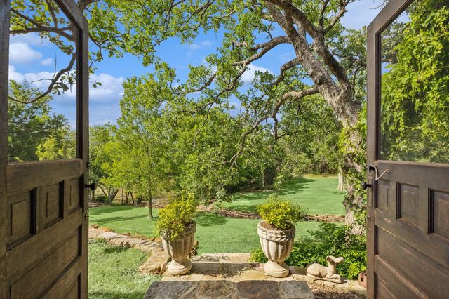 525 E Hickory Hill Road, Argyle, TX 76226