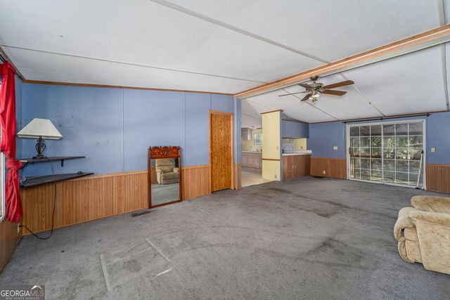 5768 Holly Drive, Blackshear, GA 31516