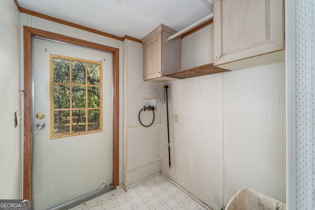 5768 Holly Drive, Blackshear, GA 31516