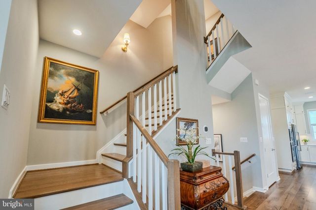 19820 BODMER DR, Ashburn, VA 20147