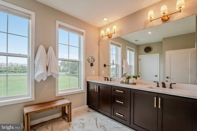19820 BODMER DR, Ashburn, VA 20147