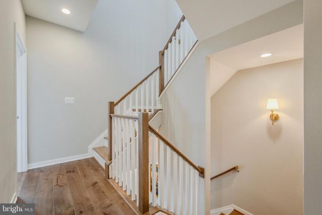 19820 BODMER DR, Ashburn, VA 20147