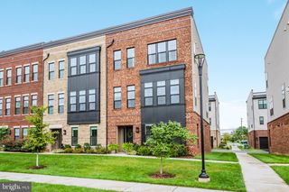 19820 BODMER DR, Ashburn, VA 20147