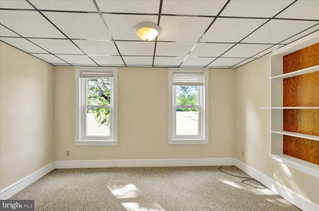225 N CHURCH ST, Robesonia, PA 19551