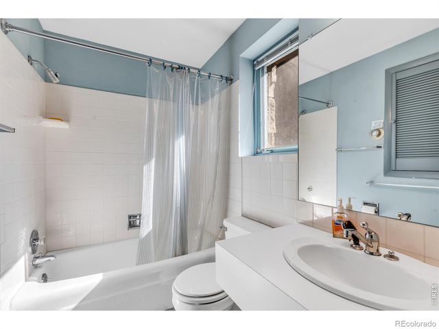 5566 Sugarloaf Road, Boulder, CO 80302
