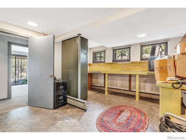 5566 Sugarloaf Road, Boulder, CO 80302